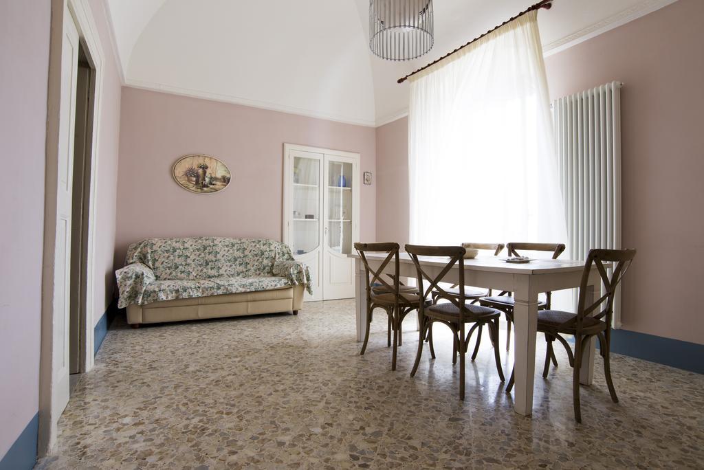 B&B Crigiu Полиньяно-а-Маре Номер фото